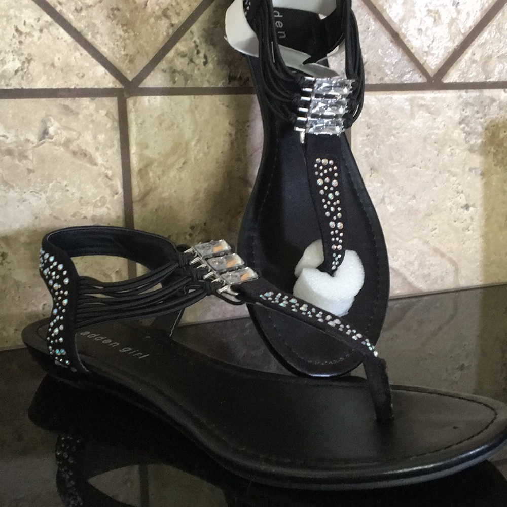 MADDEN GIRL SANDALS